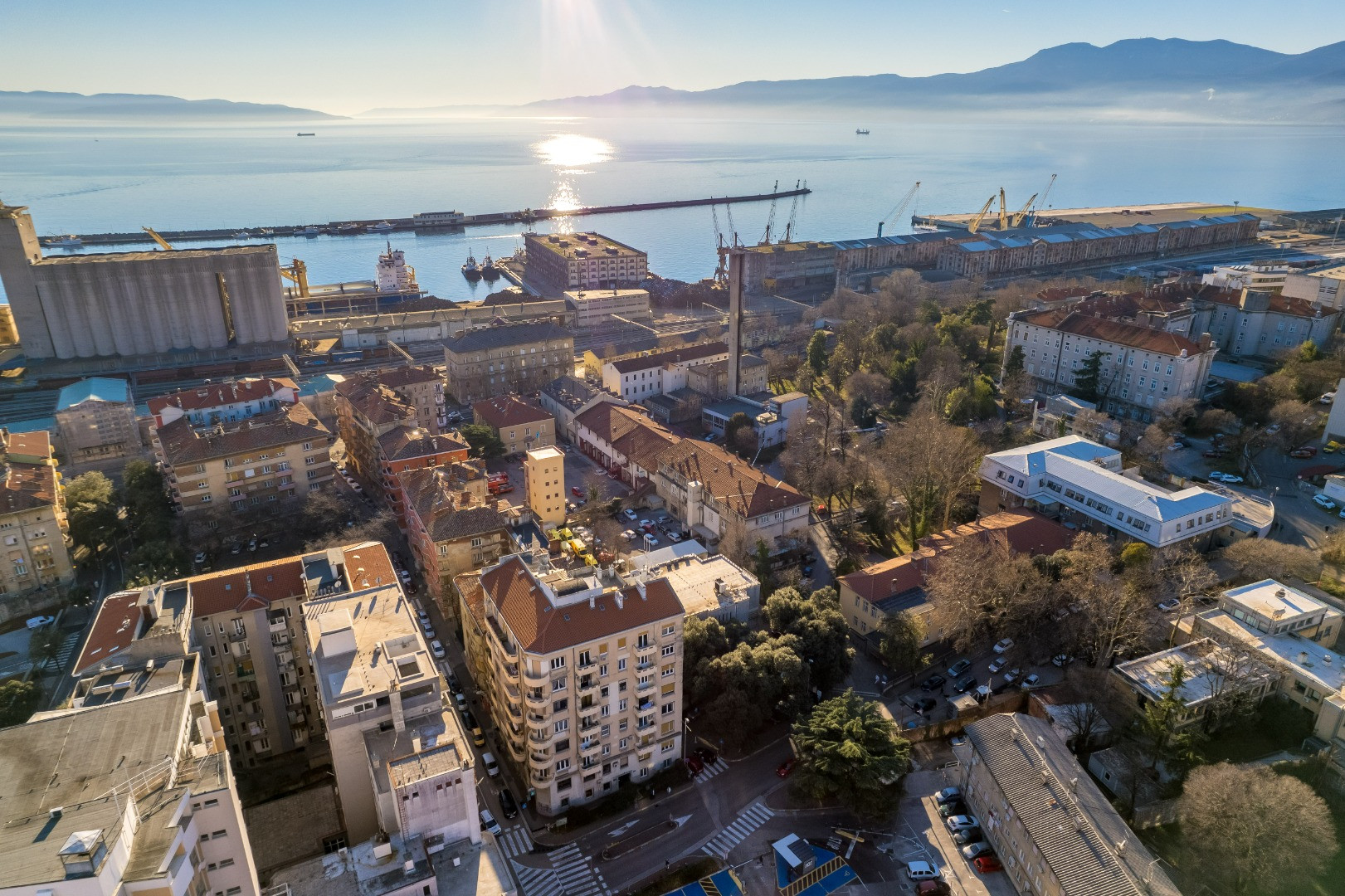 APARTMANI I SOBA ARTQART**** - odmor i moderno uređenje na odličnoj lokaciji, Apartmani Art Quart Rijeka